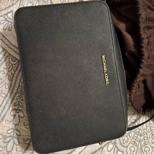 Michael Kors crossbody bag 🖤